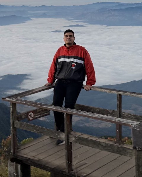 Asif, founder of TheDollarMerchant